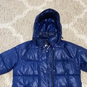 NWOT Guess Navy Blue Puffer Jacket with a Hood | Size S